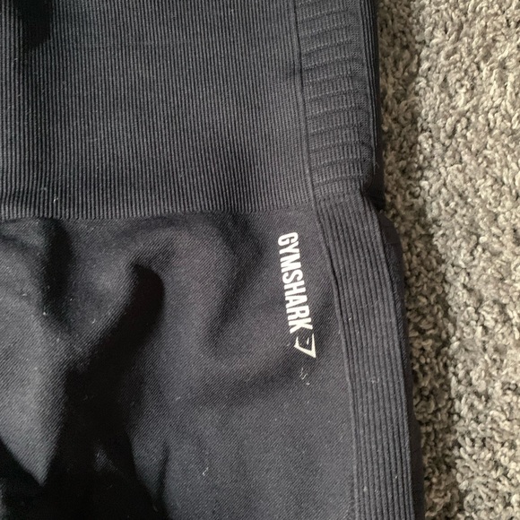 Gymshark Black Work-out set - Picture 6 of 7